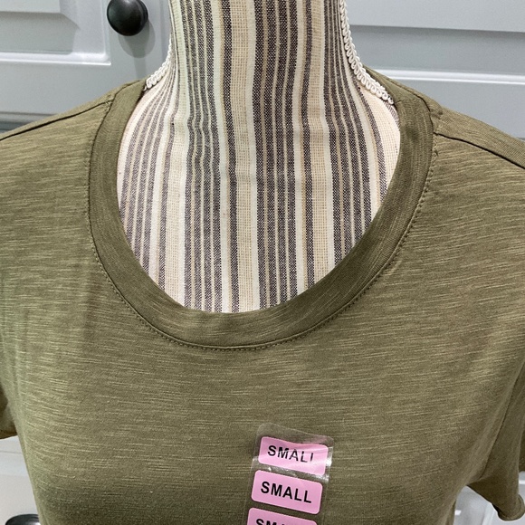 Bundle of 2 Social Standard Knot Front T-Shirts, NWT, Size S - Picture 8 of 12